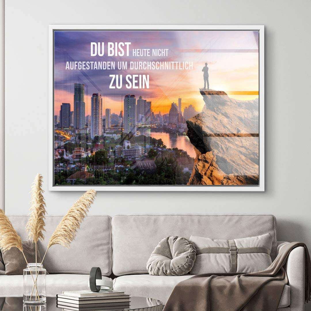 Motivierendes Wandbild mit Stadtpanorama und Mensch auf Fels, Sonnenuntergang, Wohnzimmerdeko