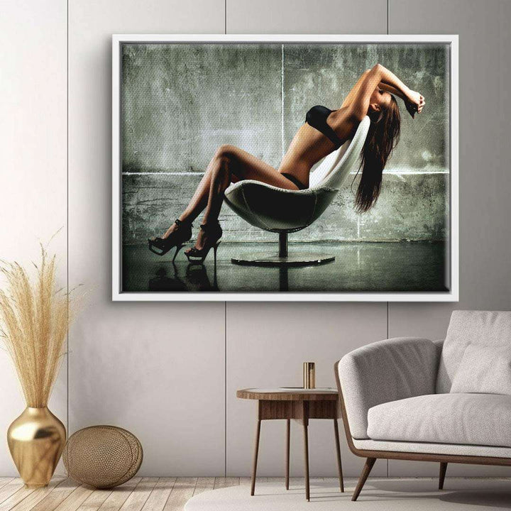 Frau im Sessel