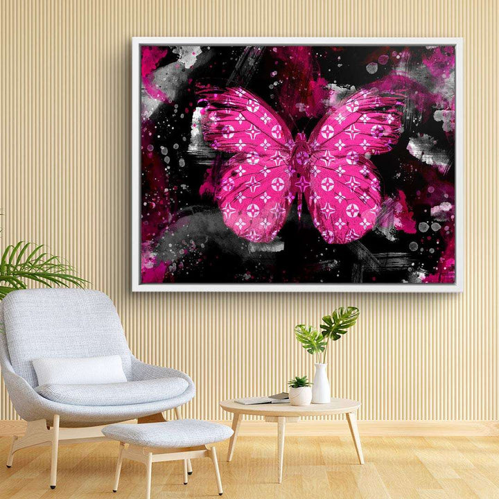 Modernes Wandbild mit pinkem Schmetterling auf schwarzem Hintergrund im Wohnzimmer