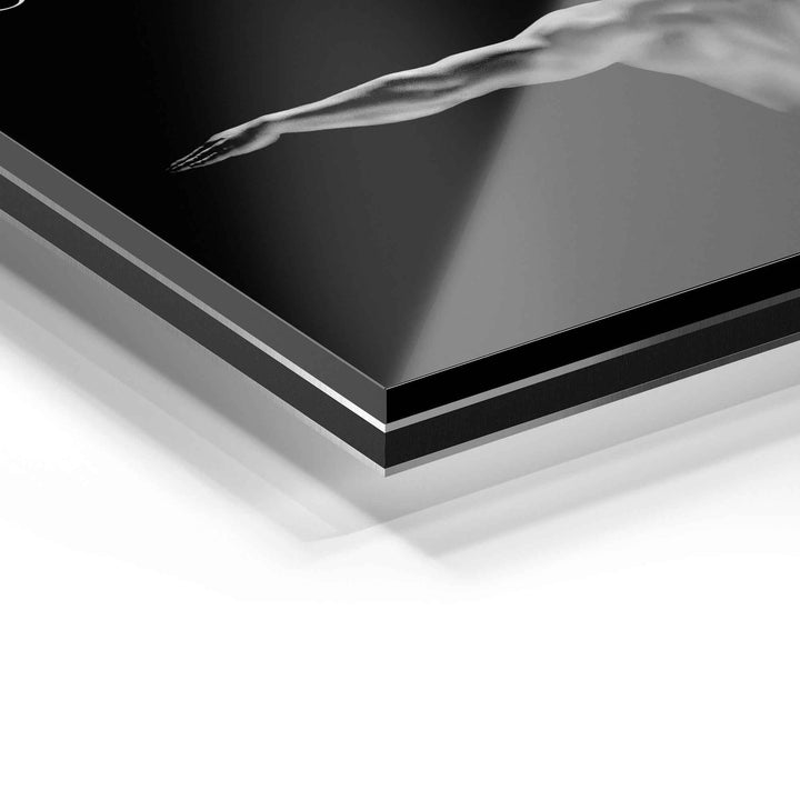 Detailaufnahme Acrylglas-Wandbild, Schwarz-Weiß-Motiv mit ausgestrecktem Arm, moderne Kunst