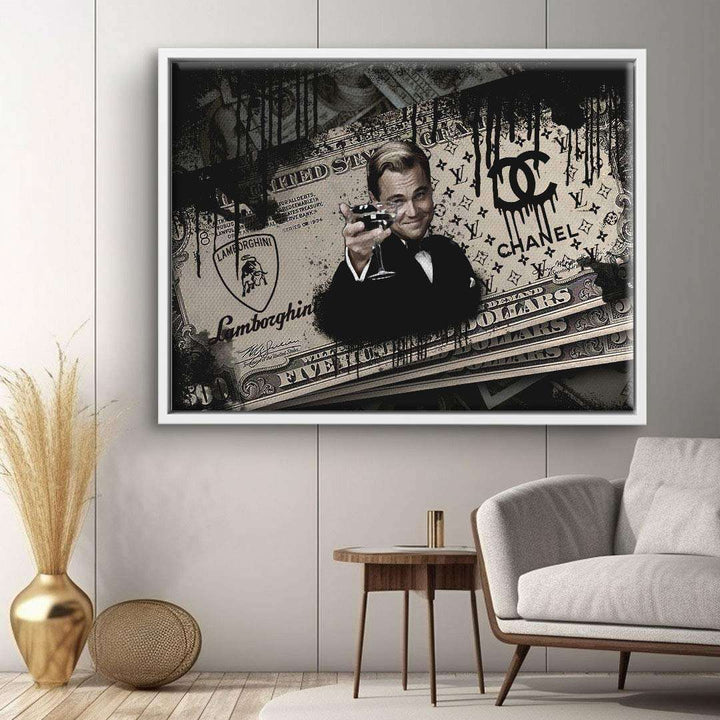 Modernes Wandbild mit Mann im Smoking, Geldschein, Chanel und Lamborghini Logos, Pop Art Stil
