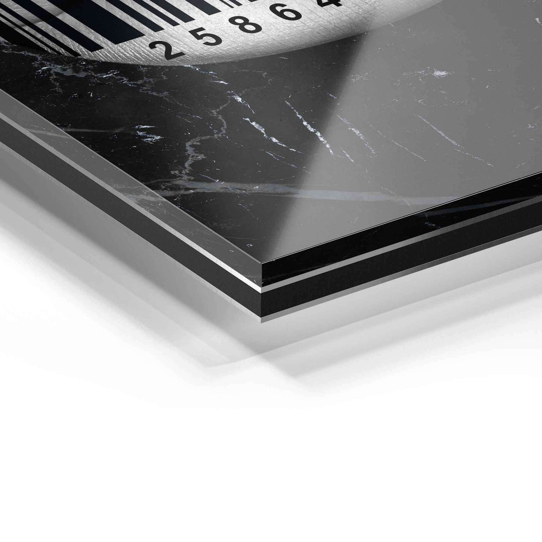Detailaufnahme modernes Wandbild auf Acrylglas mit Marmor-Optik und Barcode-Design