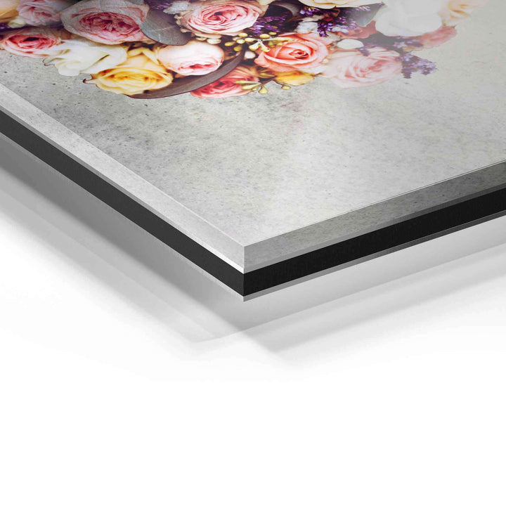 Detailansicht Acrylglas Wandbild mit Blumenmotiv und moderner Kante auf hellem Hintergrund