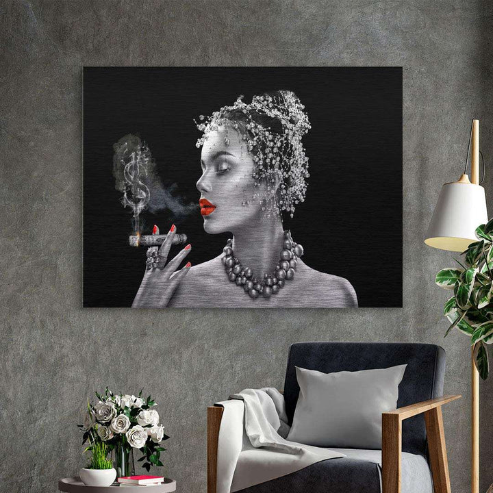 Modernes Wandbild einer Frau mit Perlen, rotem Lippenstift und Zigarre, Wohnzimmer-Dekor