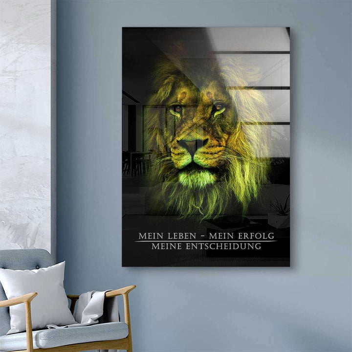 Wandbild mit Löwenkopf und Motivationsspruch auf dunklem Hintergrund, moderne Wohnzimmerdeko