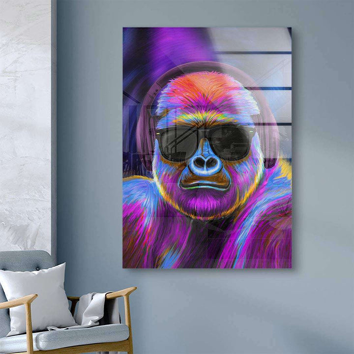 Buntes Gorilla Wandbild mit Sonnenbrille im modernen Pop Art Stil an einer Wand