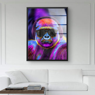 Buntes Pop Art Wandbild mit Gorilla, Sonnenbrille und Kopfhörer im modernen Wohnzimmer