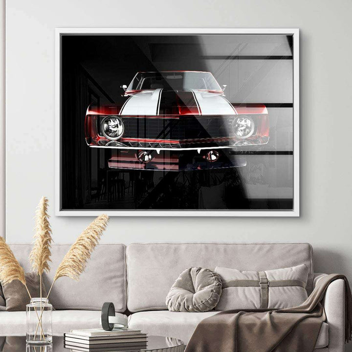Modernes Wandbild mit rotem Oldtimer auf Leinwand über Sofa im Wohnzimmer dekoriert
