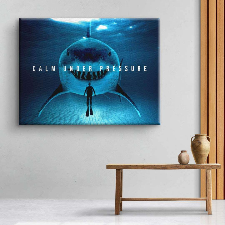 Leinwandbild Hai und Taucher mit Schriftzug Calm Under Pressure an Wohnzimmerwand