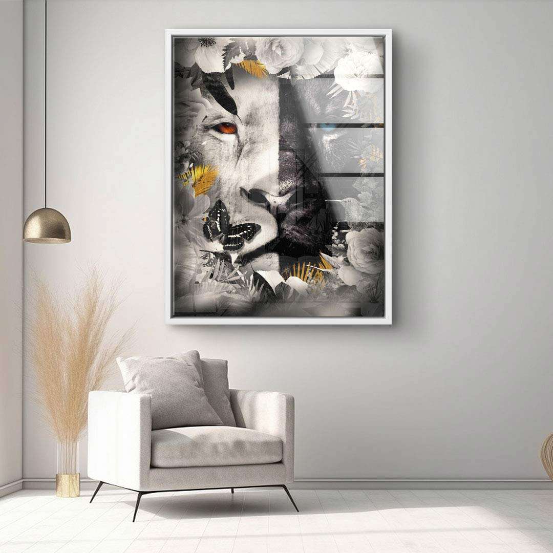 Modernes Wohnzimmer mit großem Wandbild, Tiergesicht, Blumen und Schmetterling, Leinwandkunst
