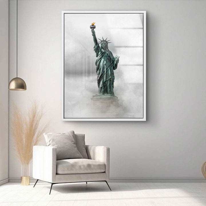 Moderne Wohnzimmer-Deko mit Wandbild der Freiheitsstatue auf Leinwand, stilvoll und minimalistisch.