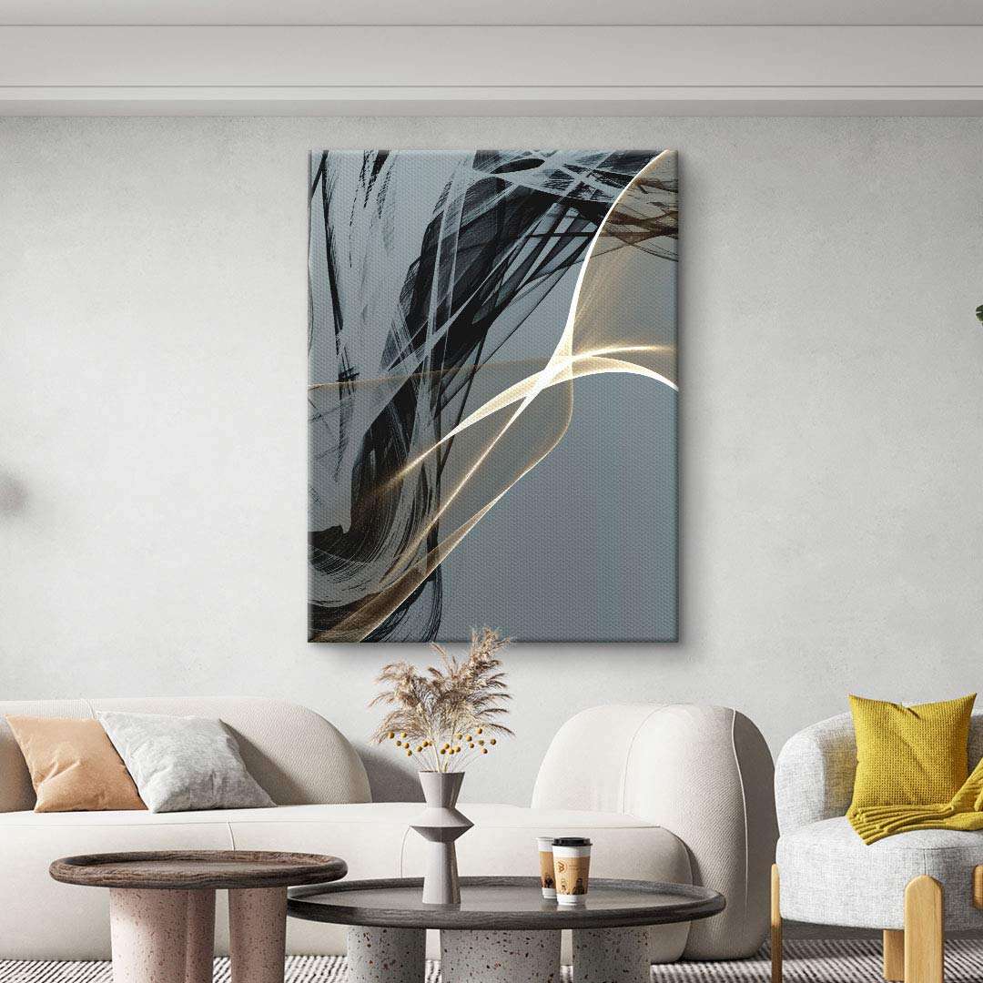 Modernes abstraktes Wandbild mit dynamischen schwarzen und goldenen Linien im Wohnzimmer