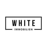 Schwarzes minimalistisches Logo mit dem Text "White Immobilien" im weißen Rahmen