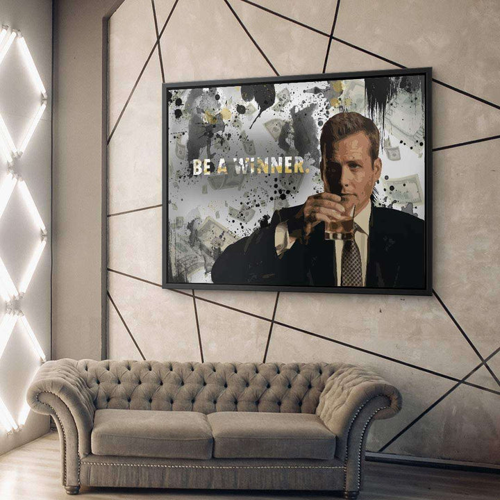 Modernes Wandbild mit Anzugträger, Glas und 'BE A WINNER.' Aufschrift im Wohnzimmer