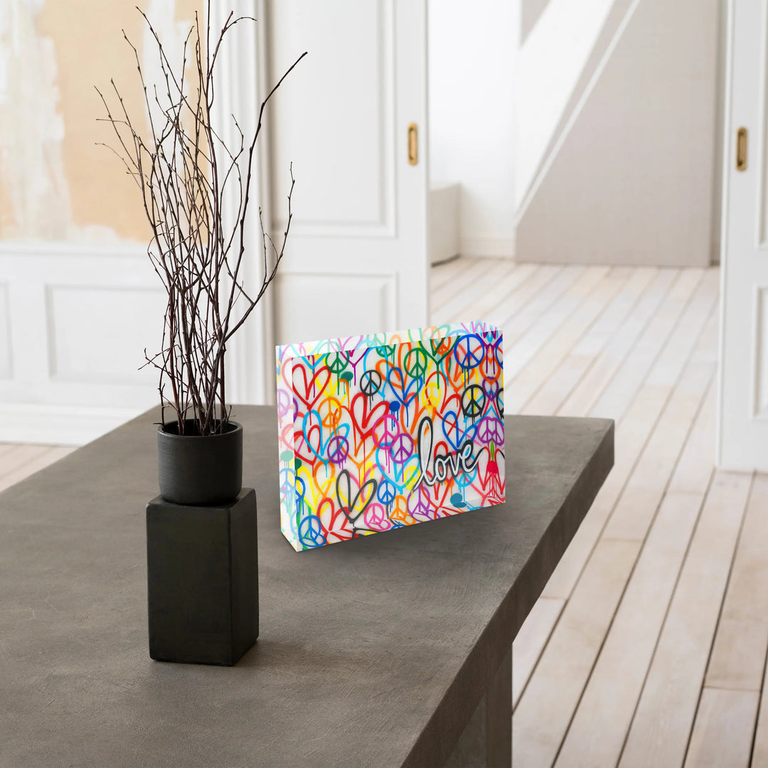 Peace Love Graffiti