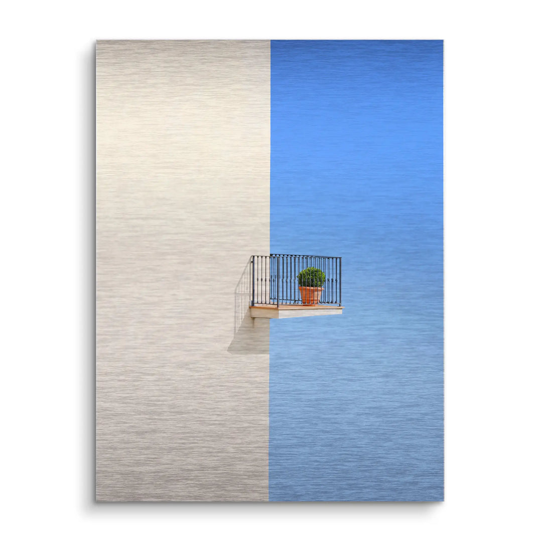 Single balcony