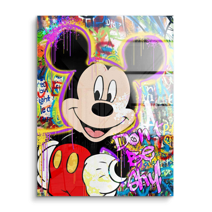 Buntes Wandbild mit Cartoonmaus im Pop Art Stil vor Graffiti-Hintergrund, Acrylglas