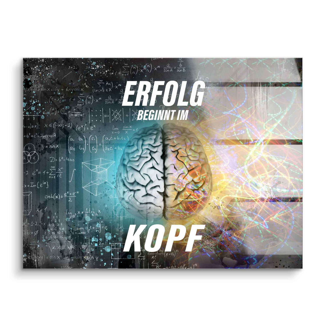 Motivationsbild mit Gehirn, Formeln, buntem Licht und Text 'Erfolg beginnt im Kopf'