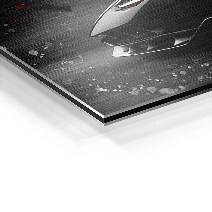 Detailaufnahme eines Motivationsbilds auf Aluminium mit Sportwagen-Design und gebürsteter Optik