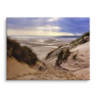 Sanddünen am Meer mit Blick auf den Strand, Himmel mit Sonnenstrahlen, Natur Leinwandbild