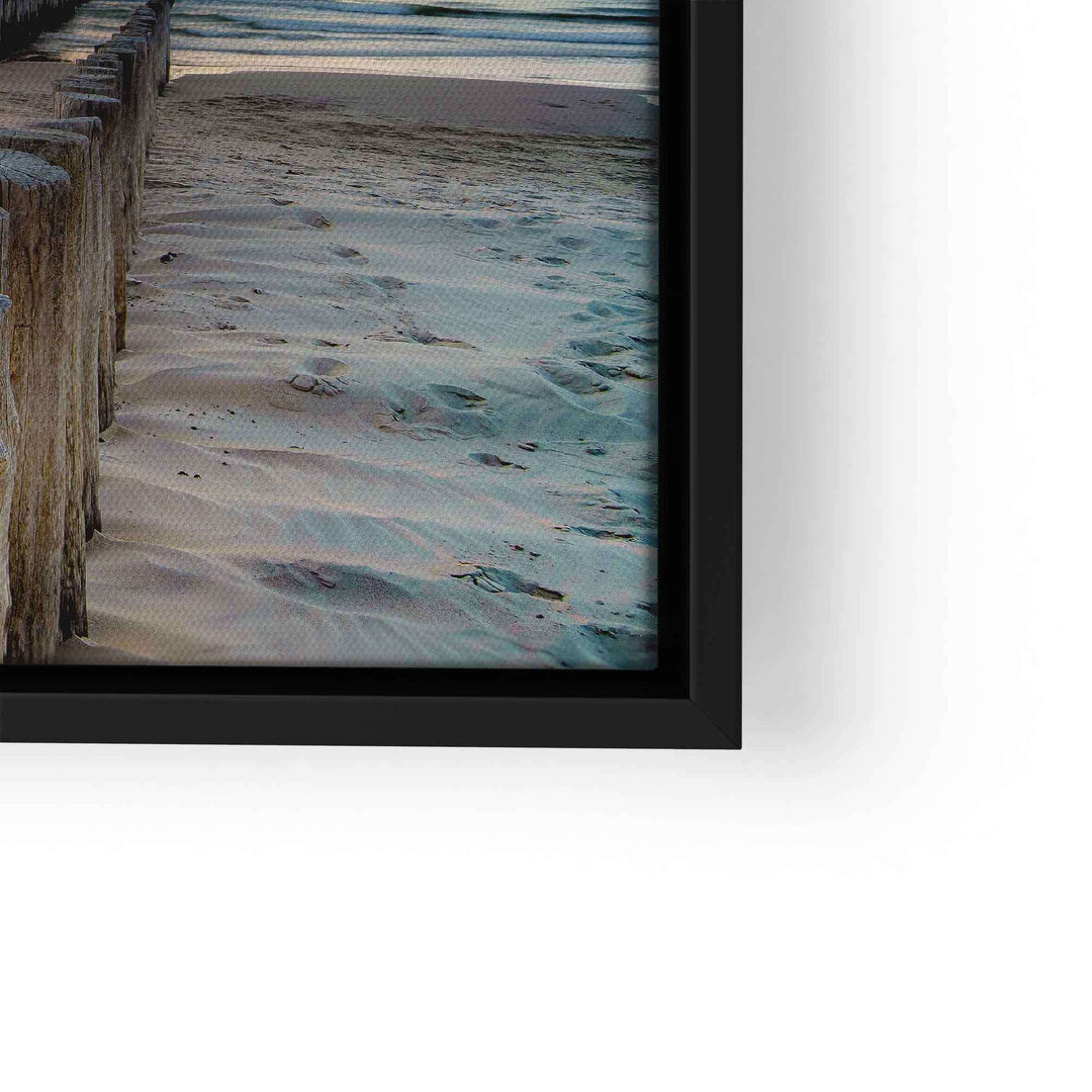 Wandbild Steg im Sonnenuntergang am Meer, sandiger Strand, modernes Leinwandbild