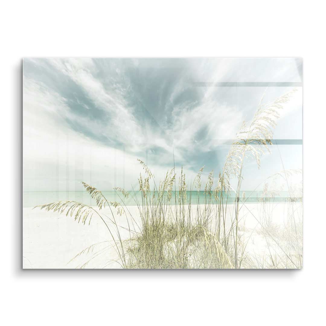 Wandbild Strand mit Dünen, Gräsern und blauem Himmel als modernes Acrylglas Kunstwerk