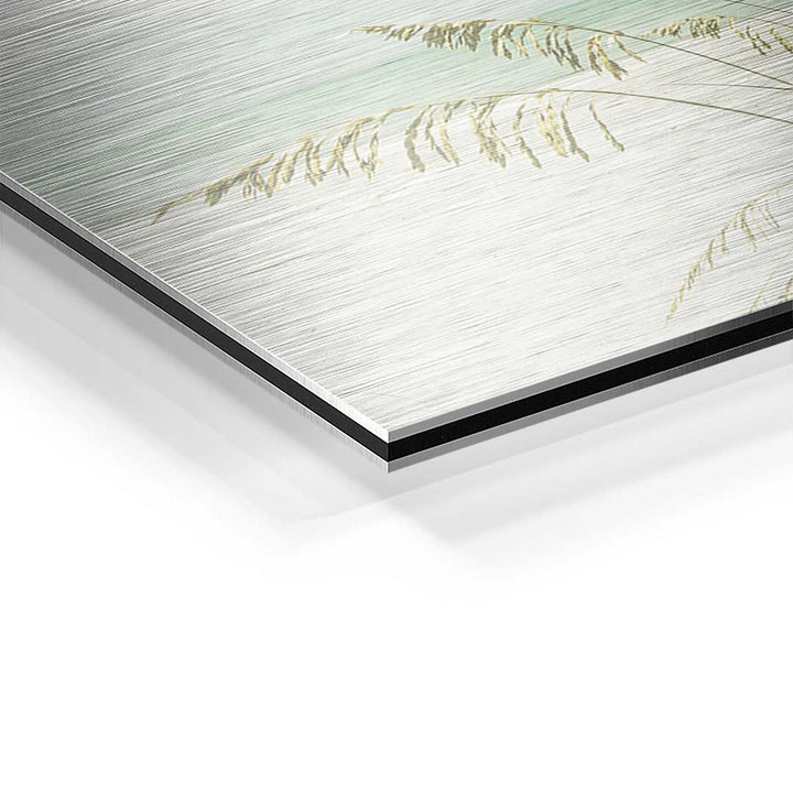 Detailaufnahme Alu-Dibond Wandbild mit Strandmotiv und filigranen Grashalmen