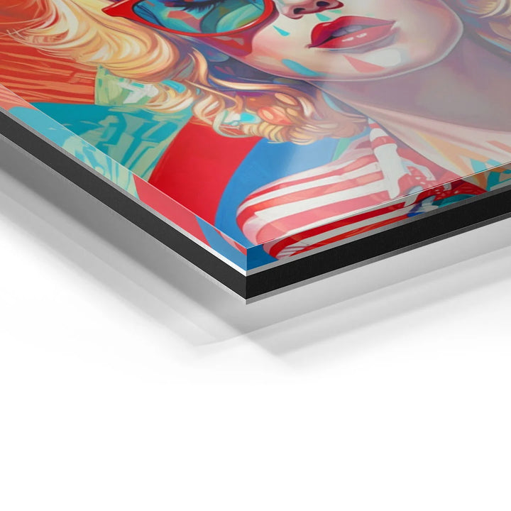 Detailaufnahme Wandbild auf Acrylglas mit Pop Art Frau, roten Sonnenbrillen und Streifen