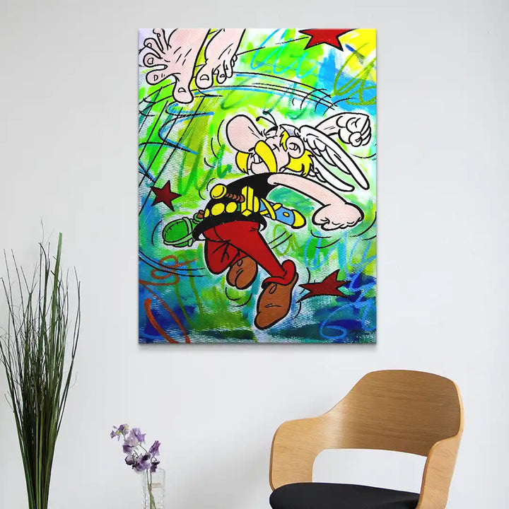 Comic Wandbild mit Asterix Figur auf farbigem Hintergrund im modernen Wohnzimmer
