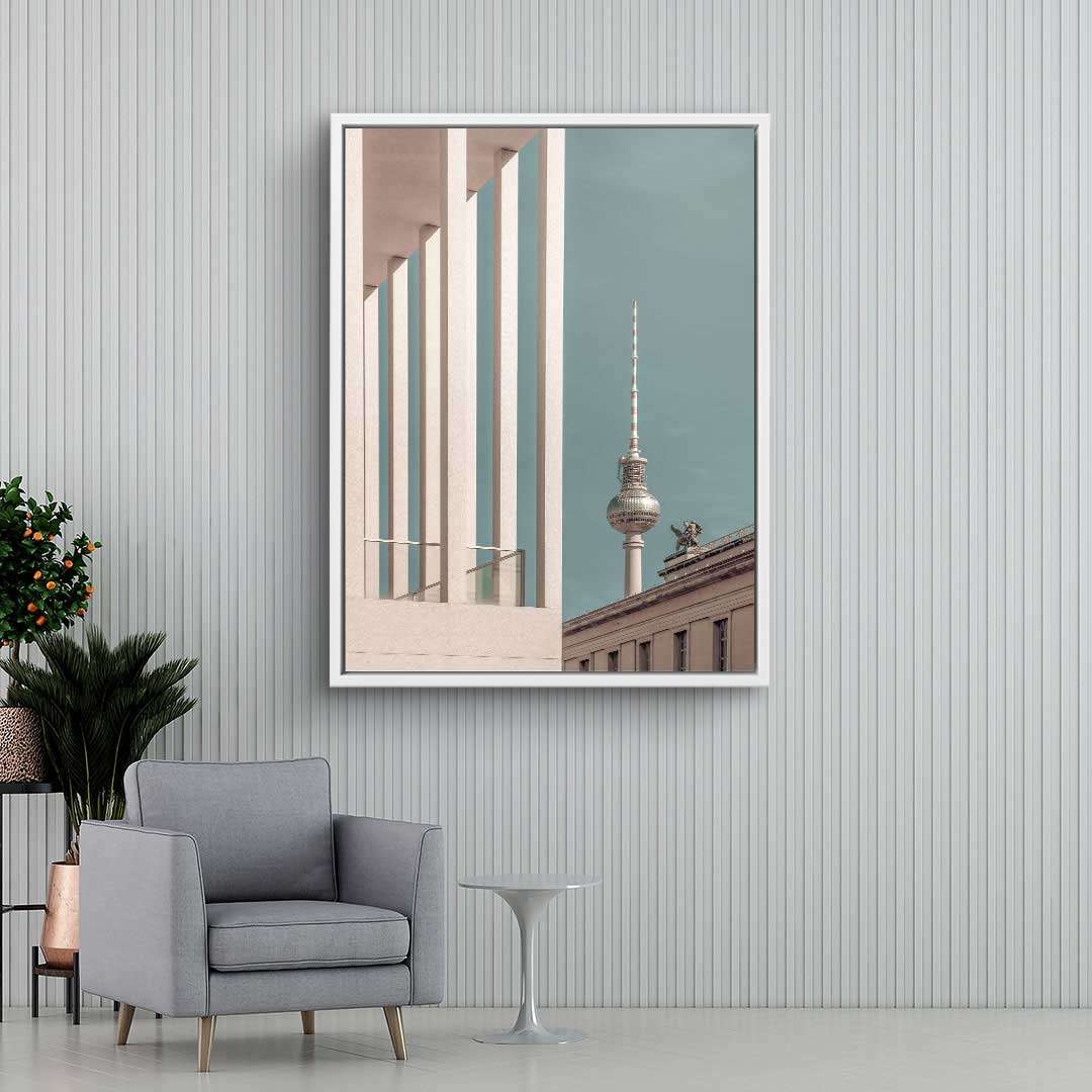 Modernes Wandbild mit Architektur, Berliner Fernsehturm und Säulen, minimalistisch, Wohnzimmer