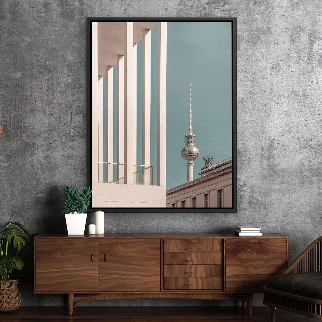 Modernes Wandbild mit Berliner Fernsehturm und Architektur, Wohnzimmer Deko Idee