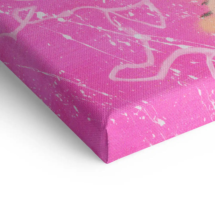 Detail Leinwand Wandbild mit pinkem Hintergrund und weißer abstrakter Malerei