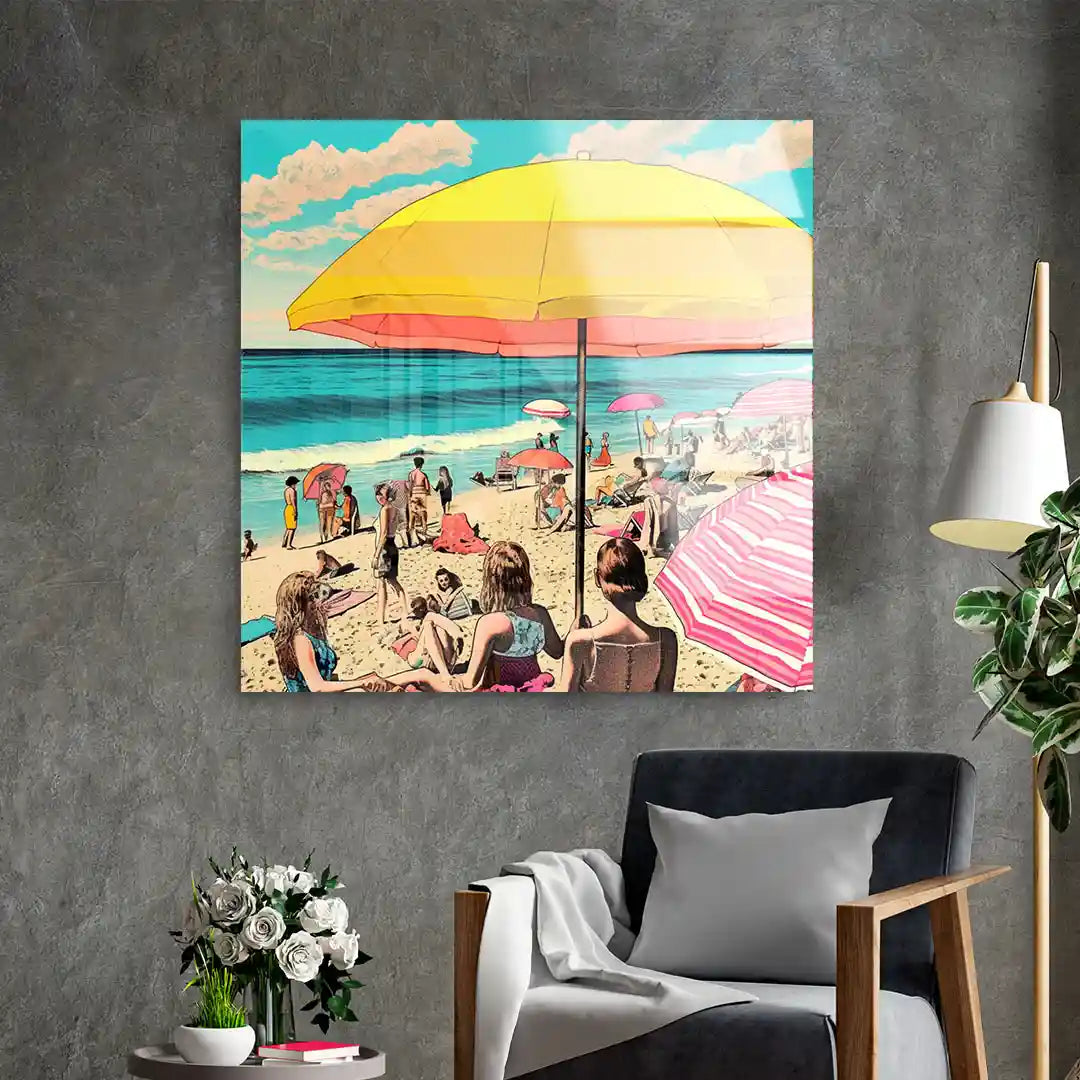 Modernes Wandbild mit italienischem Strand, Menschen, Sonnenschirmen und Meer in bunten Farben.