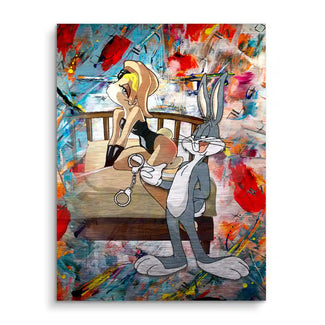 Modernes Wandbild mit Cartoon-Hasen auf buntem Hintergrund, einer hält Handschellen, Pop Art Stil