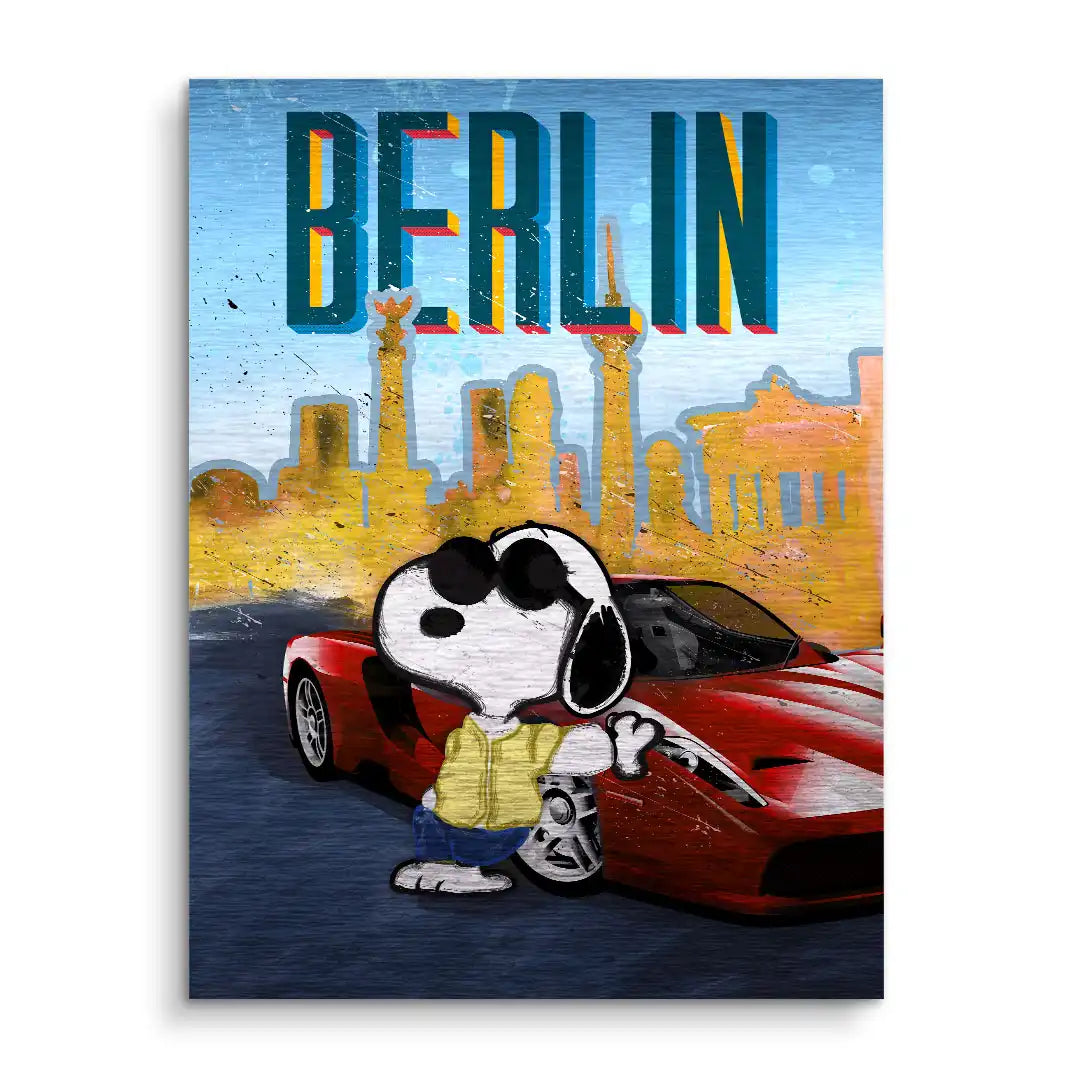 Kunst Wandbild mit Comic-Hund, rotem Sportwagen und Berliner Skyline im Hintergrund