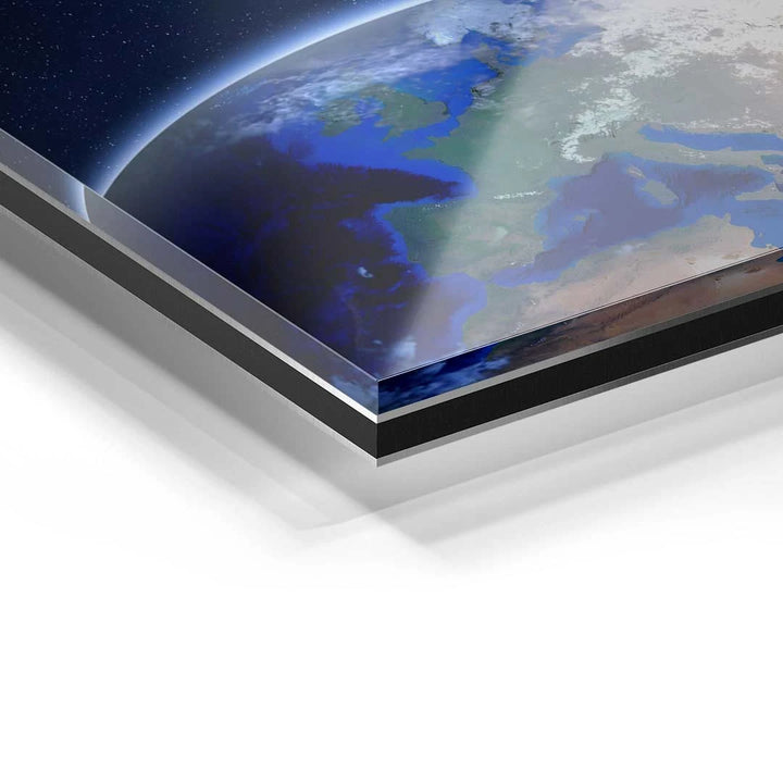 Detailaufnahme Acrylglas Wandbild mit Weltall-Motiv und Blick auf Europa