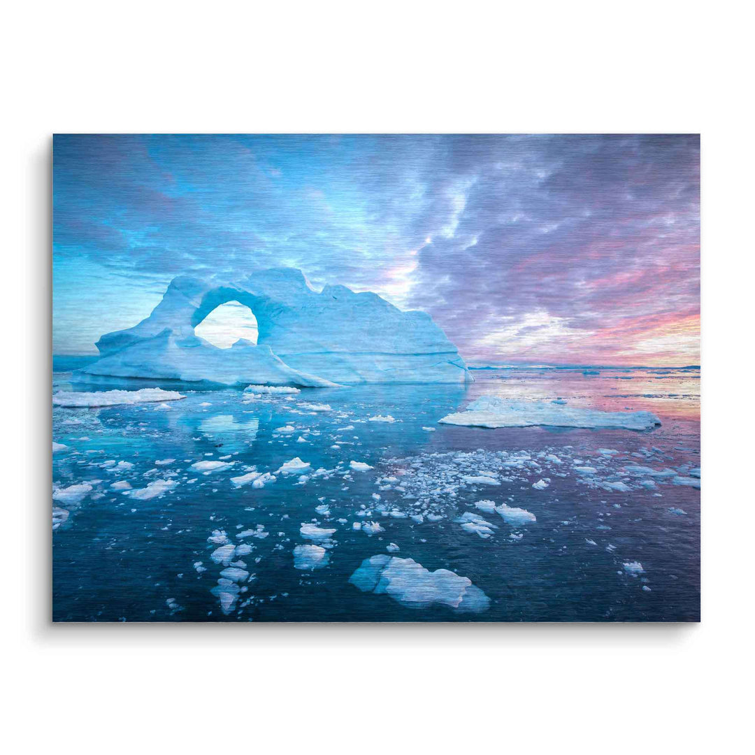 Blauer Eisberg im Meer mit Sonnenuntergang und Treibeis, Natur Wandbild abstrakt