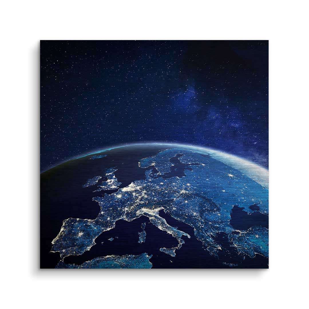 Wandbild Erde aus dem Weltall, Europa bei Nacht, moderne Kunst, blaue Farbtöne, Sternenhimmel
