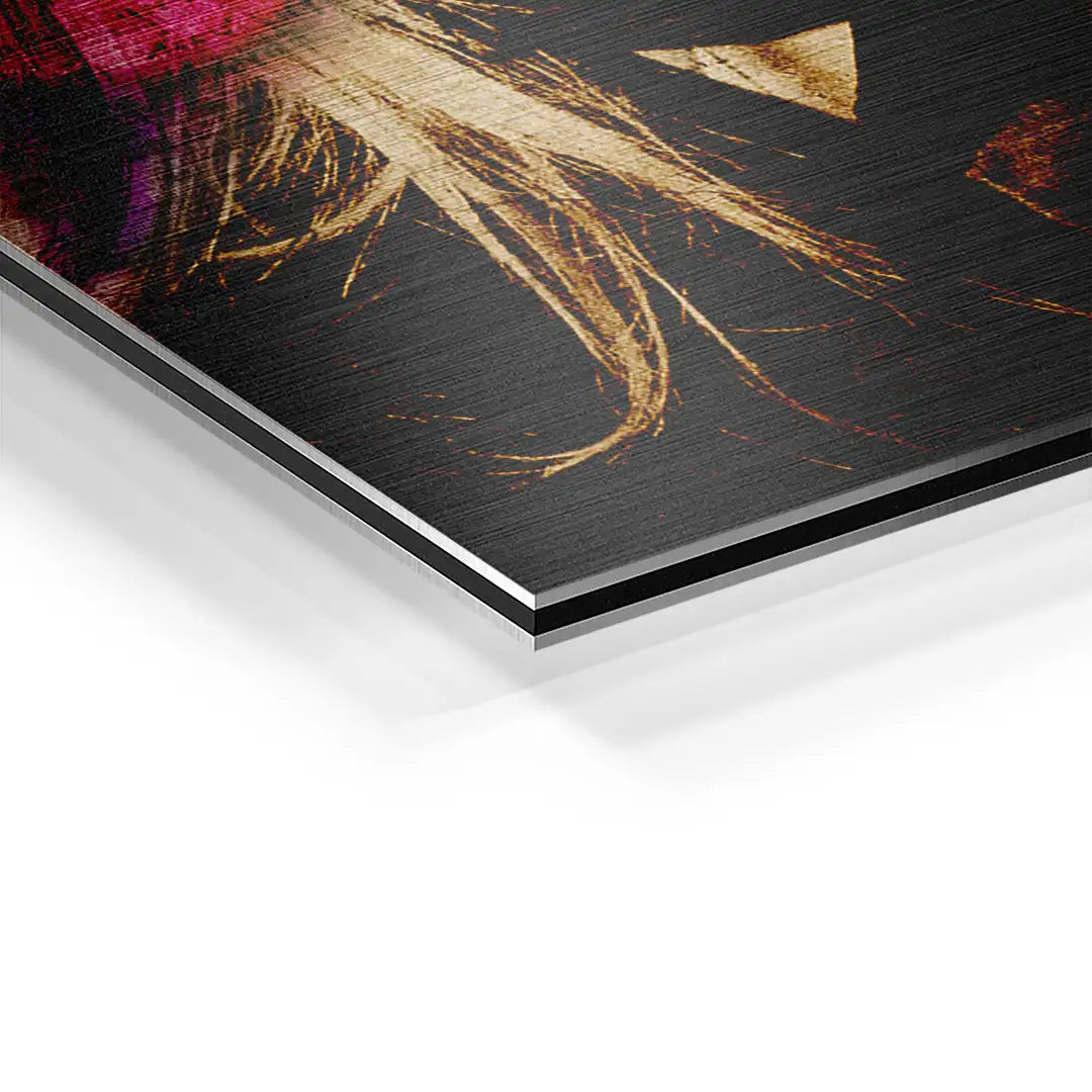 Detailaufnahme eines modernen Wandbilds auf Aluminium mit Pop Art Motiv und gebürsteter Oberfläche