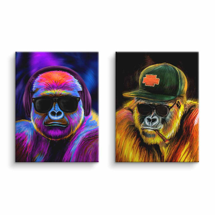 Bunte Gorilla Wandbilder im Pop Art Stil, einer mit Kopfhörern, einer mit Cap und Zigarette