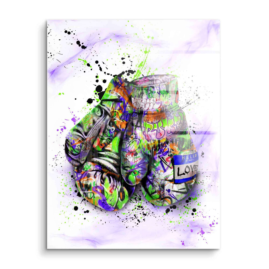 Wandbild mit bunten Boxhandschuhen in Graffiti-Stil auf weißem Hintergrund, moderne Kunst