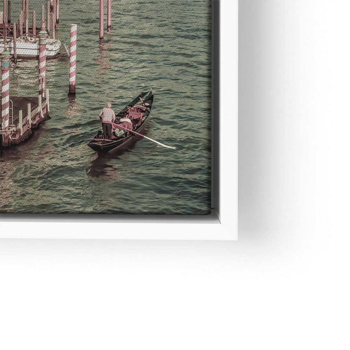 Venedig Wandbild mit Gondel auf dem Canal Grande, Wasser, Anlegestelle, gerahmt