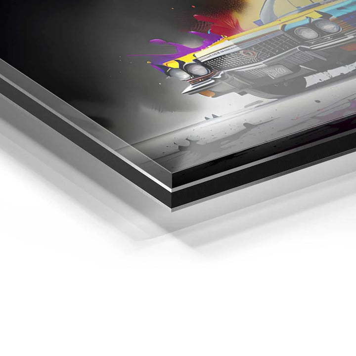 Detailansicht Acrylglas Wandbild mit buntem Oldtimer im Splash-Effekt, modernes Autokunstwerk
