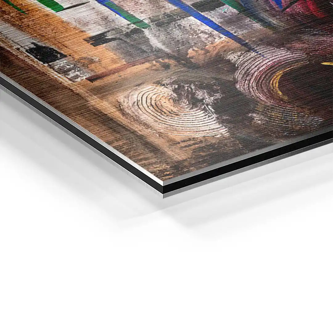 Detailansicht modernes Wandbild auf Aluminium mit bunter, abstrakter Textur gebürstet