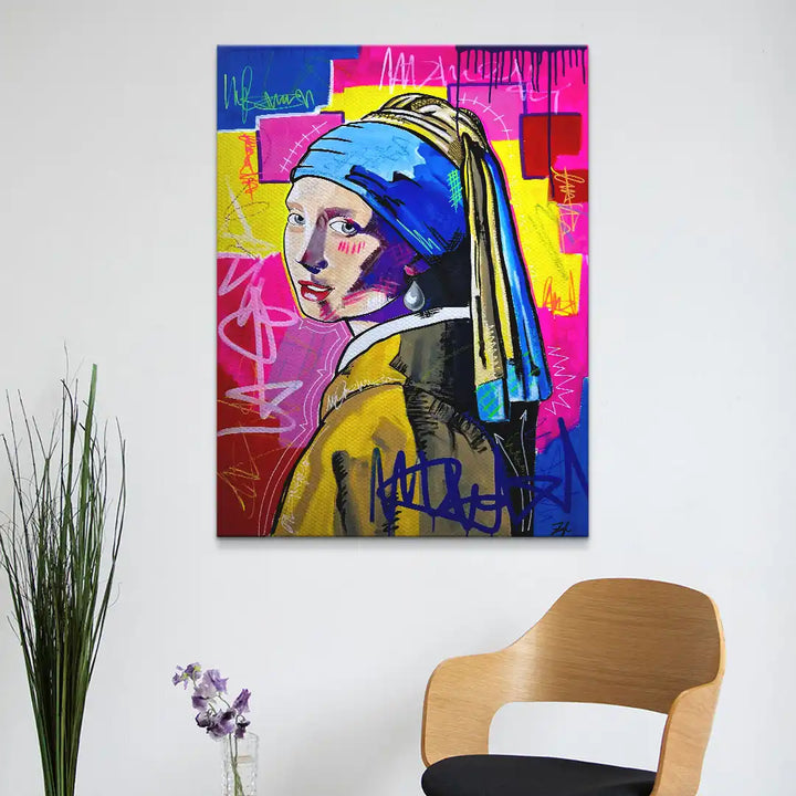 Modernes Wandbild Frau mit Perlenohrring im Pop Art Stil, bunte Graffiti-Elemente, Wohnzimmer