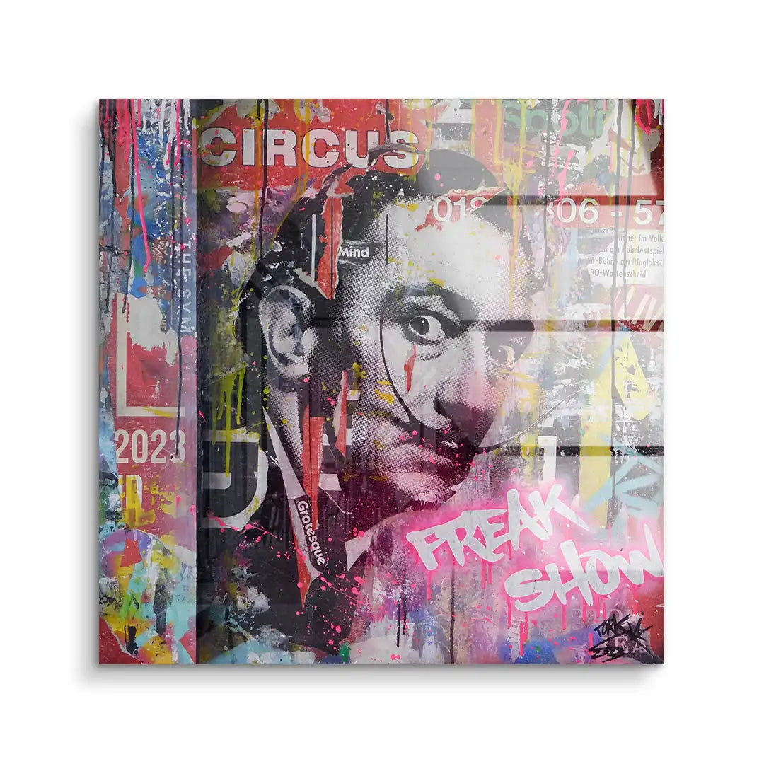 Dali's - circus