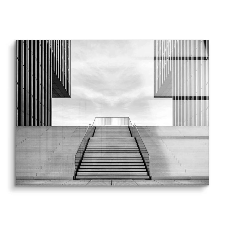 Modernes Wandbild mit Düsseldorfer Hafengebäude und symmetrischer Treppe in Schwarz-Weiß