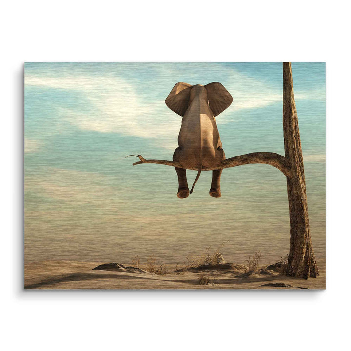 Lustiges Wandbild mit Elefant, der auf Ast in Wüstenlandschaft sitzt, Kunstmotiv