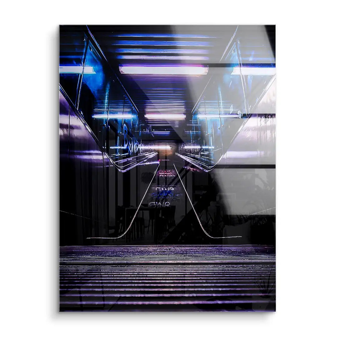 Modernes Acryl Wandbild mit neonbeleuchtetem futuristischem Tunnel in Blau und Lila.