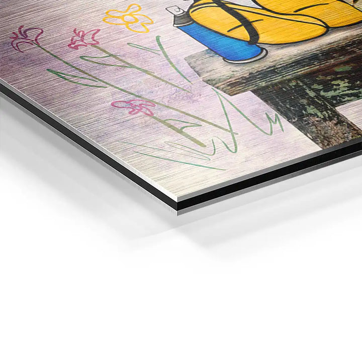 Detail eines modernen Wandbilds auf Aluminium mit bunter Kunst, Spraydose und Blumenmotiv